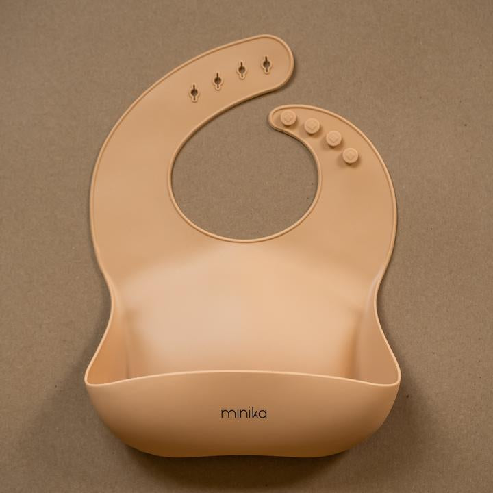 Minika | Silicone Bib - Plumme Box