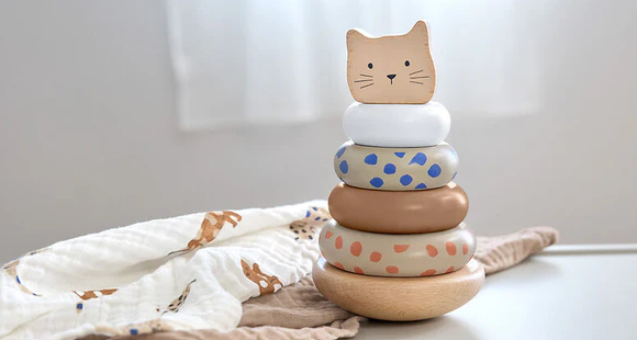 LÄSSIG | Stacking Ring Tower Wood - Plumme Box