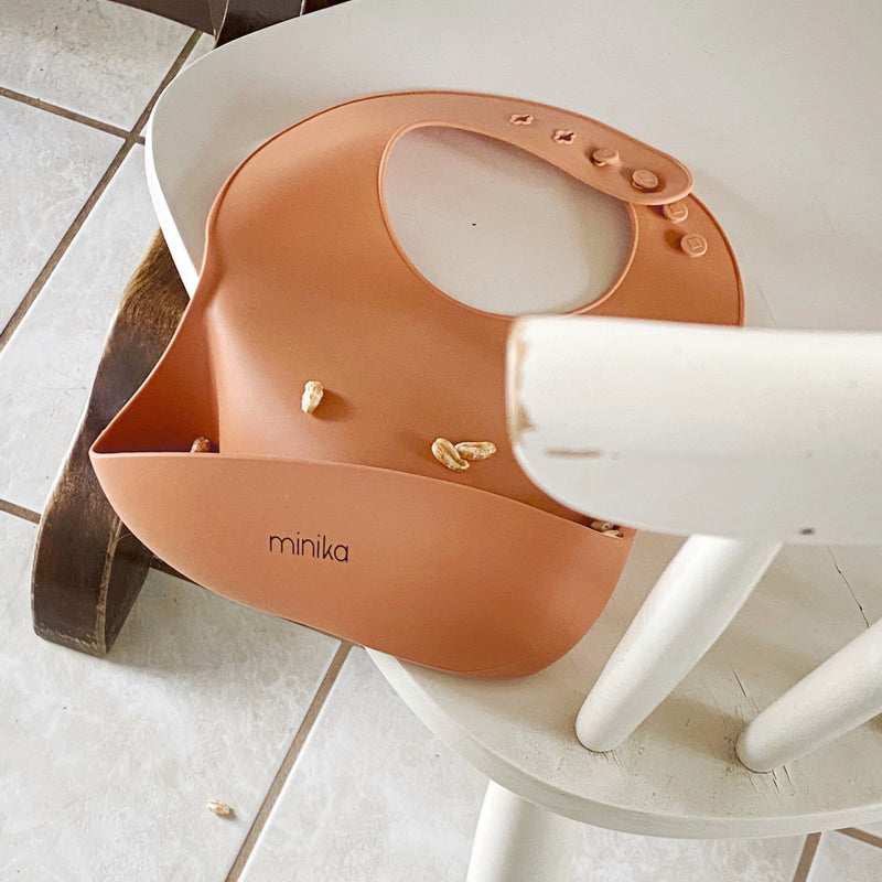MINIKA Silicone Bib
